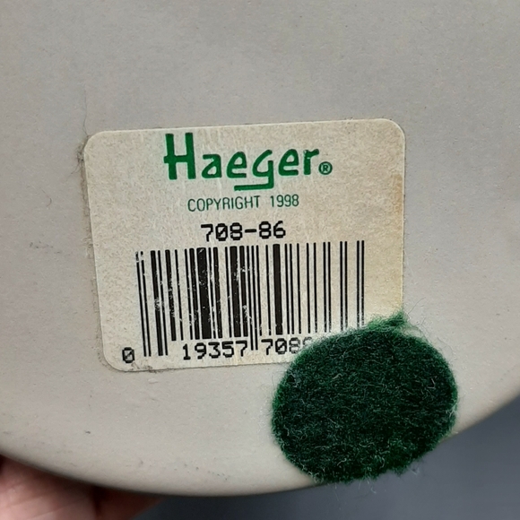 Haeger Pottery Vase Petal 708 Ivory Creamware Glaze Original Label Vintage - Picture 9 of 9